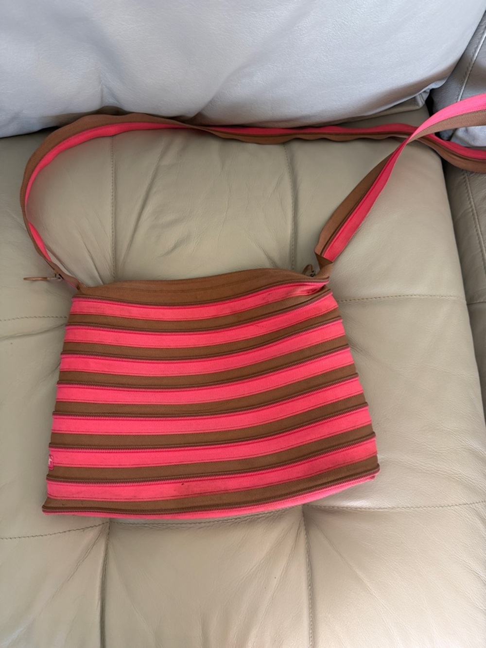 Zip-It brand Pink & Brown Zipper Crossbody Shoulder Bag